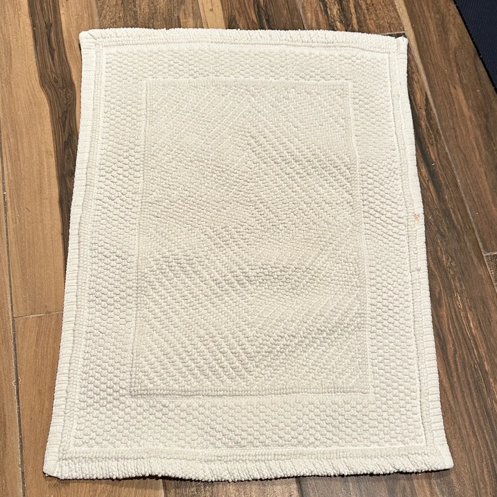 White Bath Mat